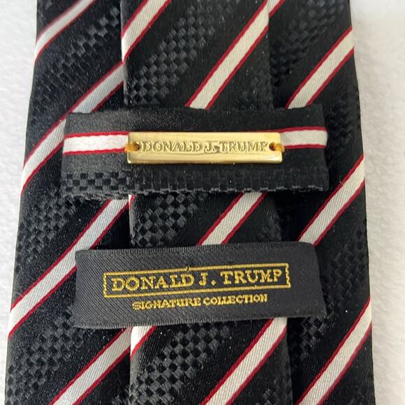 Donald J Trump Signature Collection Black Gray Maroon Stripe Repp Tie 100% Silk - Picture 6 of 8